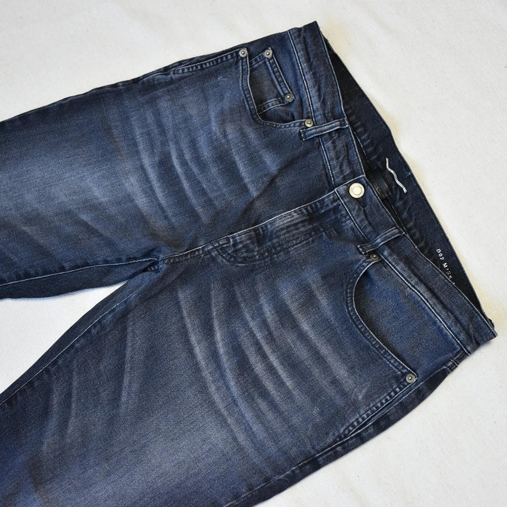 Yves Saint Laurent Men's Denim D0 SK/LW size 36x30